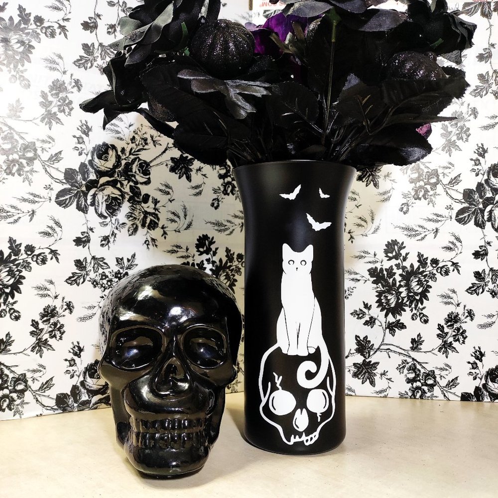 9.0" BLACK KITTY & The SKULL Black Glass Vase • Gothic Witchy Creepy Home Decor